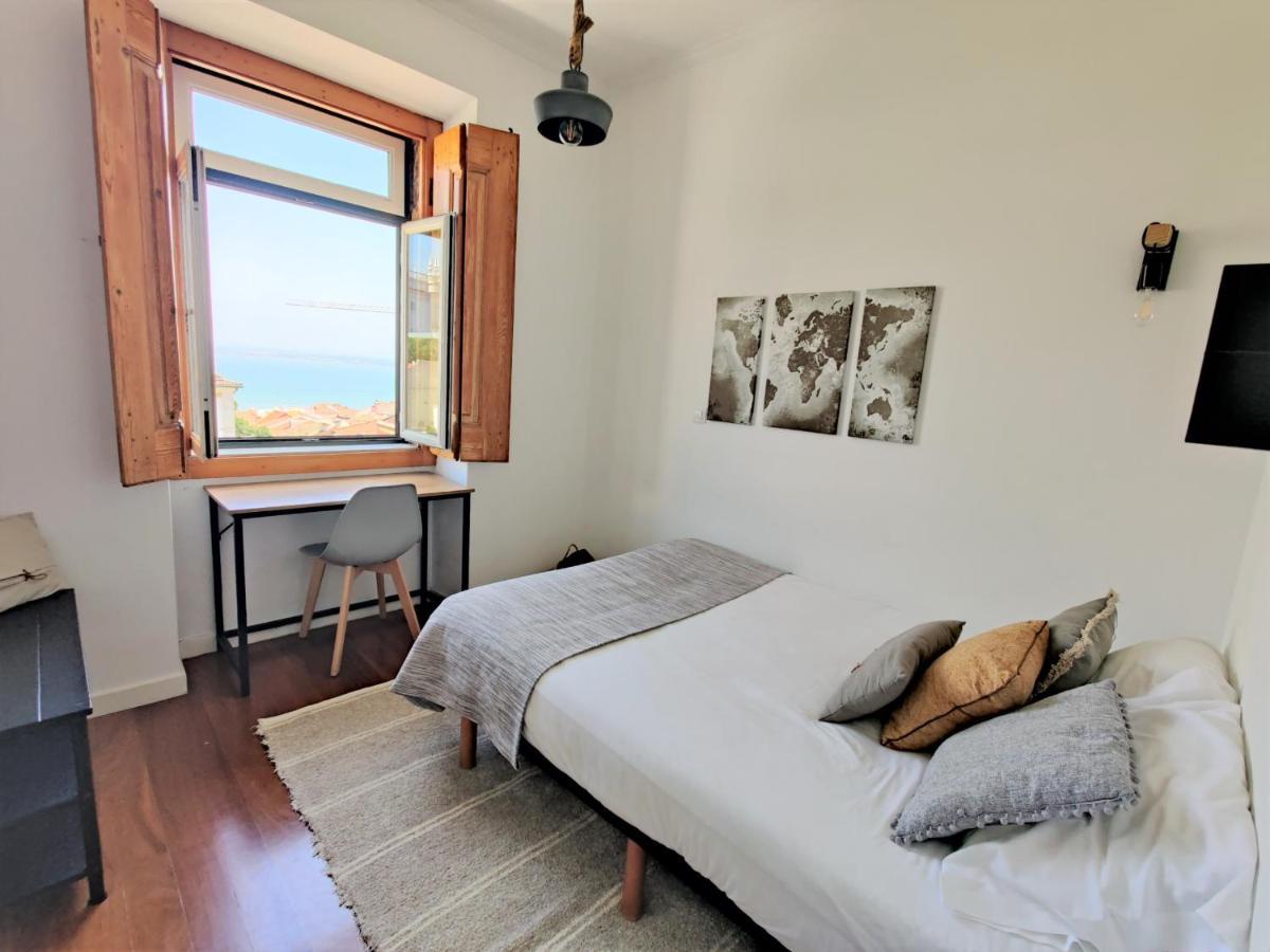Stunning And Spacious Lofts Just By Graca And Alfama リスボン エクステリア 写真