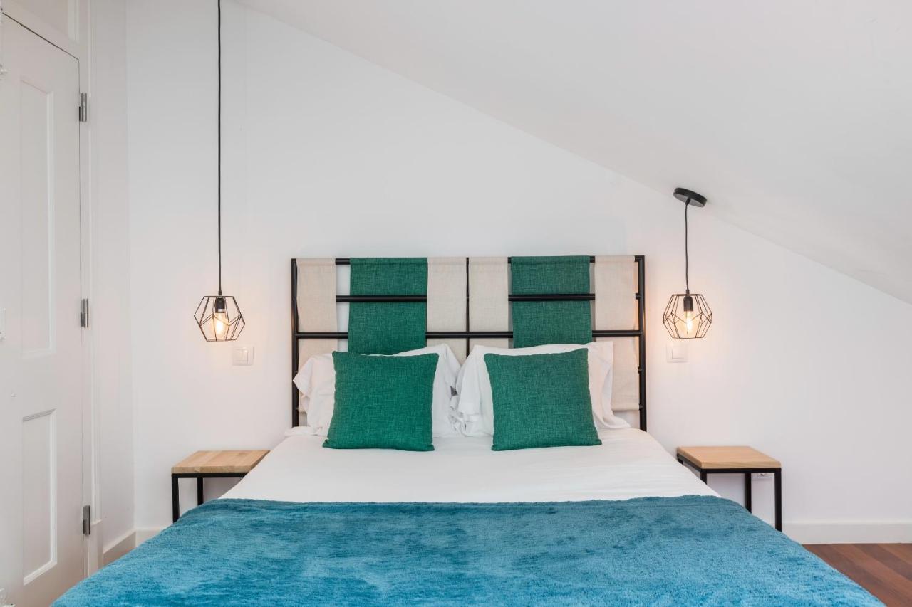 Stunning And Spacious Lofts Just By Graca And Alfama リスボン エクステリア 写真
