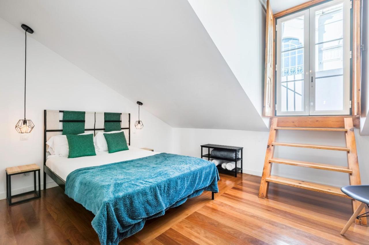 Stunning And Spacious Lofts Just By Graca And Alfama リスボン エクステリア 写真